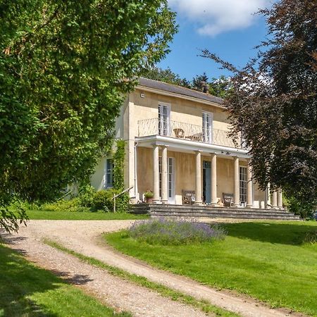 Henge Estate - Restored Manor House, Up To 11 En-Suite Bedrooms Shrewton Екстериор снимка